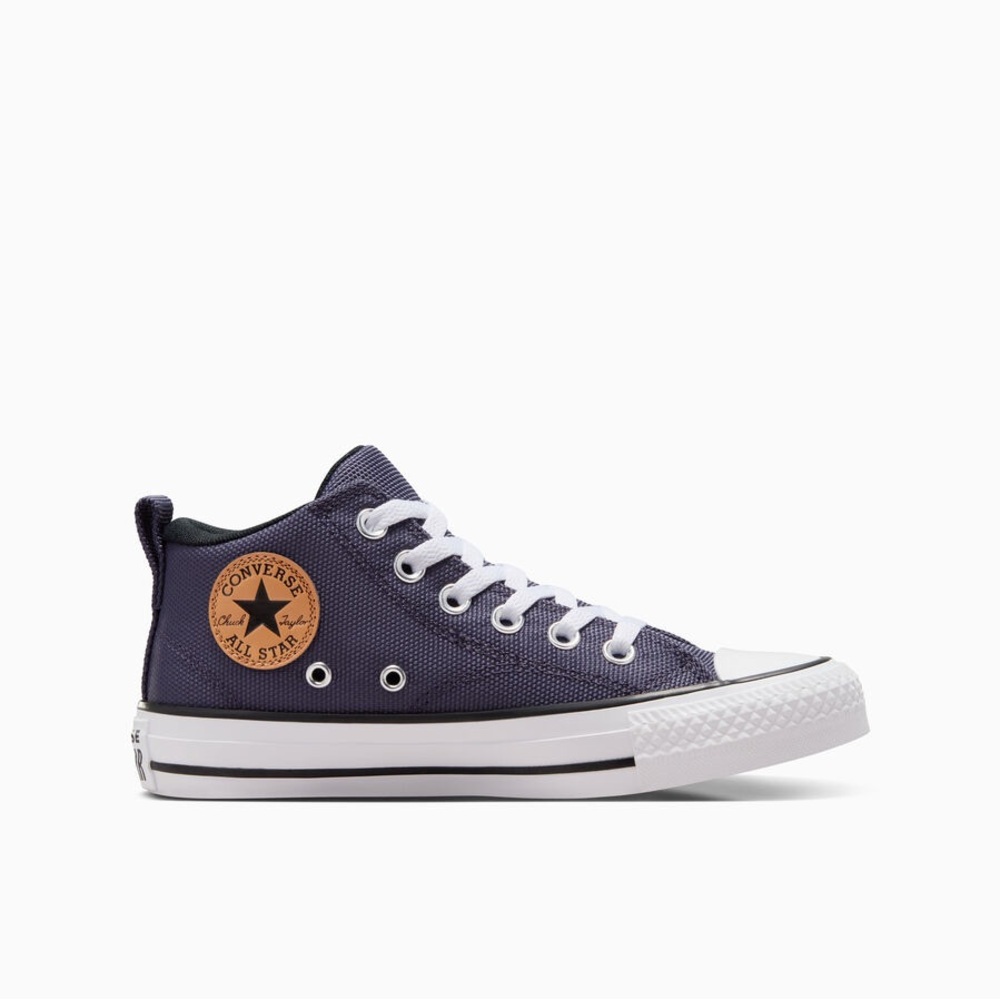 Sneakers. Converse Chuck Taylor Navy and Tan BNWOT